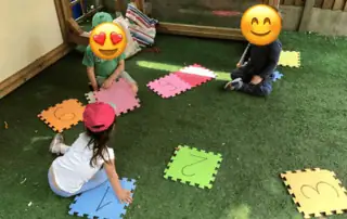 number tile puzzle pieces