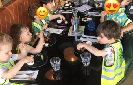 Preschool children ready to order pizza